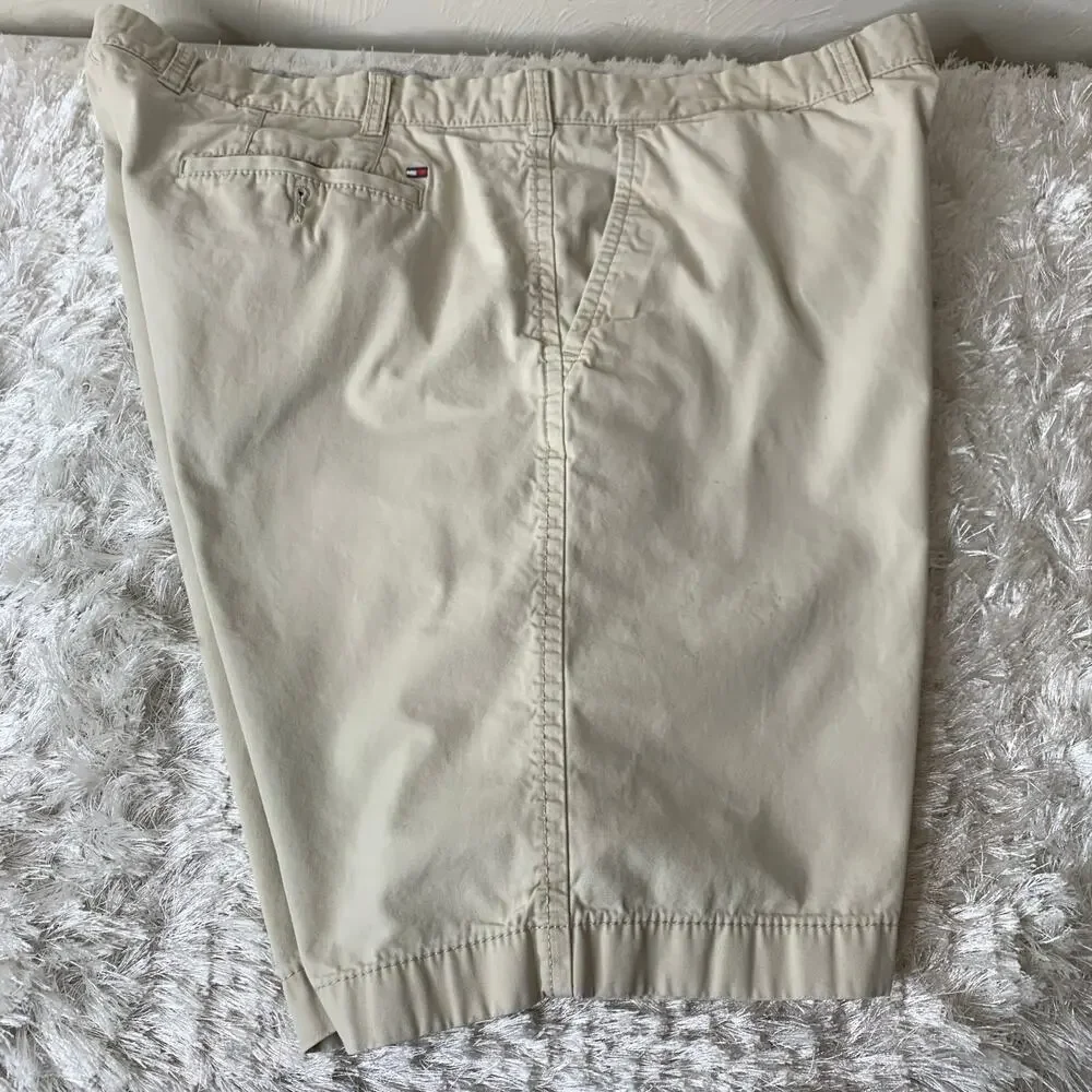 Tommy Hilfiger Beige Chino Shorts Sz 40 Grunge